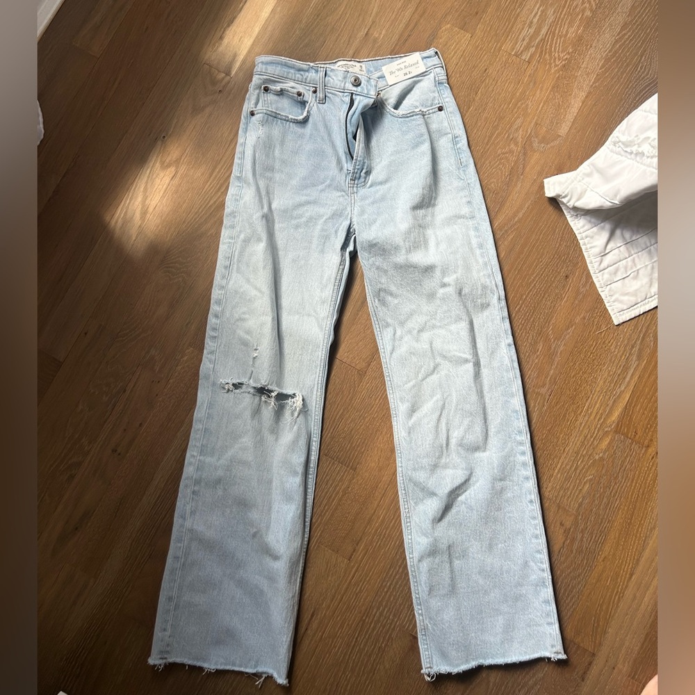 Abercrombie High Rise 90s Relaxed jeans